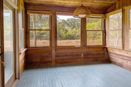 10023 S Carolina Rd McClellanville Rental 15-Sunroom
