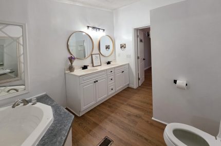 12-Bathroom1C-Mobile-Home-For-Rent-in-Awendaw-SC