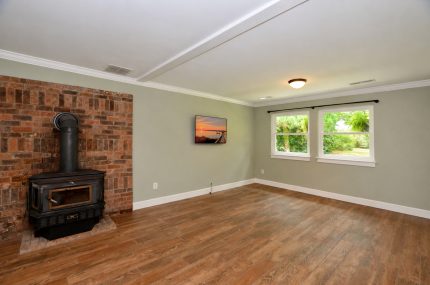 12-downstairs-den-awendaw-home-for-rent
