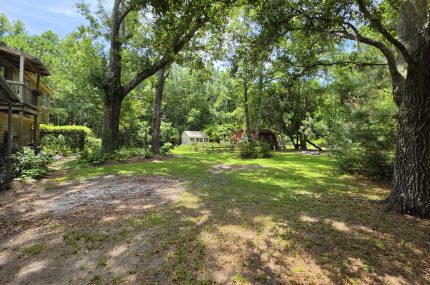 20-backyard-right-home-for-rent-in-awendaw