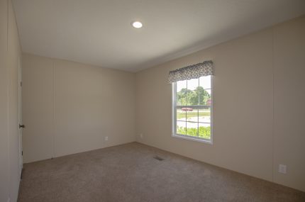 8673 N Hwy 17 McClellanville Home for Rent bed3