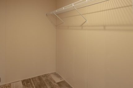 8673 N Hwy 17 McClellanville Home for Rent master closet