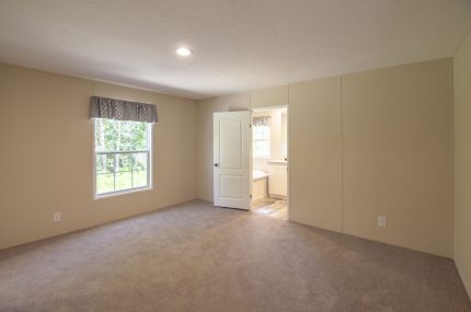 8673 N Hwy 17 McClellanville Home for Rent master